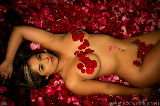 anna_jonnes Nude Leaks Photo 7