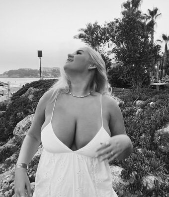 Anna K / annaa19 / annak_official Nude Leaks OnlyFans Photo 13
