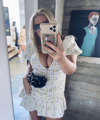 Anna K / annaa19 / annak_official Nude Leaks OnlyFans Photo 16