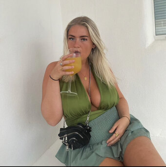 Anna K / annaa19 / annak_official Nude Leaks OnlyFans Photo 23