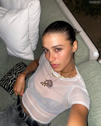 Anna Liuzzo Nude Leaks Photo 9