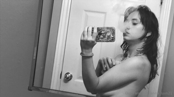 anna_luvs21 Nude Leaks Photo 3