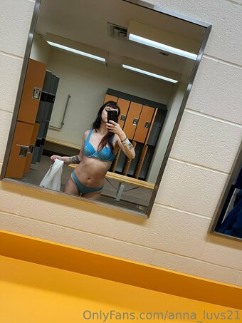 anna_luvs21 Nude Leaks Photo 19
