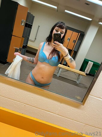anna_luvs21 Nude Leaks Photo 20