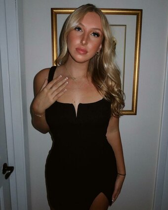 Anna Schmid / Anna.schmidd / annaschmidti Nude Leaks OnlyFans Photo 11