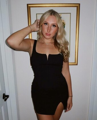 Anna Schmid / Anna.schmidd / annaschmidti Nude Leaks OnlyFans Photo 13