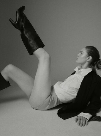 Anna Schumann Nude Leaks Photo 6