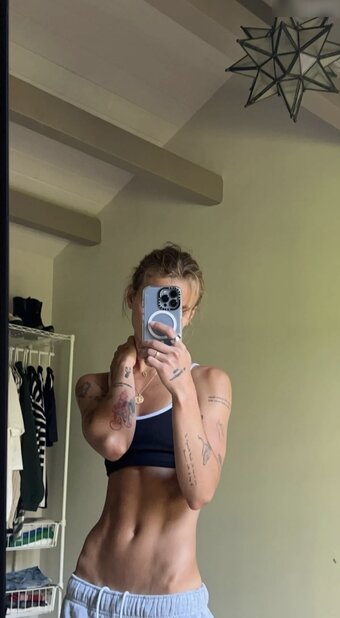 Anna Shumate / annashumatee Nude Leaks Photo 6