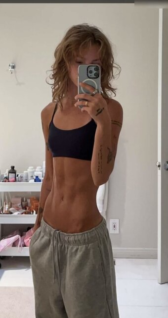 Anna Shumate / annashumatee Nude Leaks Photo 13