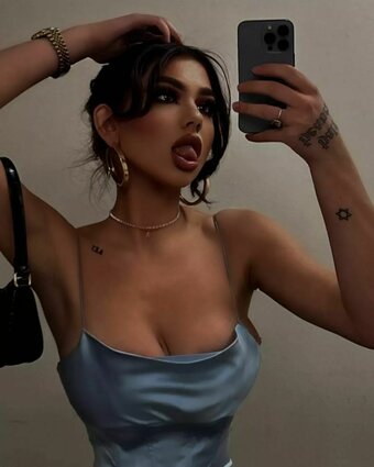 Annaartsv / hannazw / https: Nude Leaks OnlyFans Photo 4