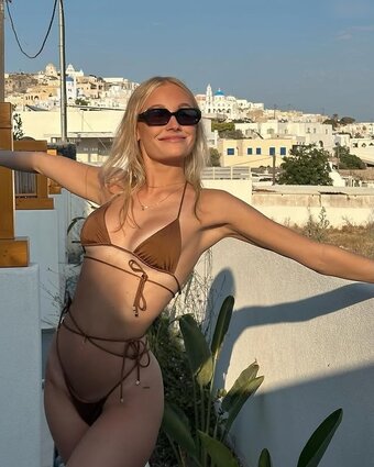 Annaauroraegger Nude Leaks Photo 25