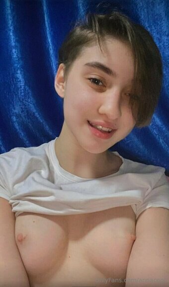 annacool Nude Leaks Photo 11