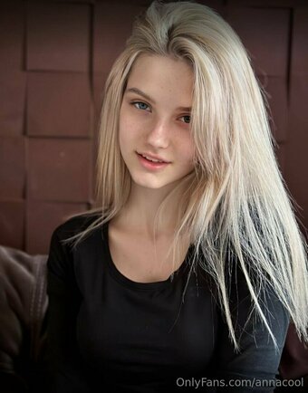 annacool Nude Leaks Photo 19