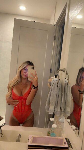 annakbae Nude Leaks Photo 2