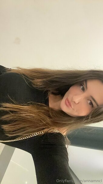 annamncl Nude Leaks Photo 5