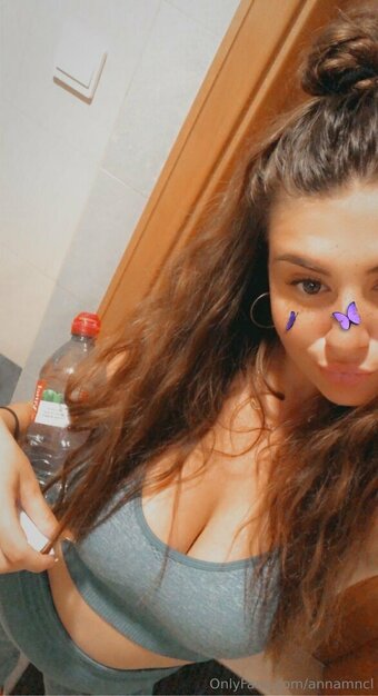 annamncl Nude Leaks Photo 6