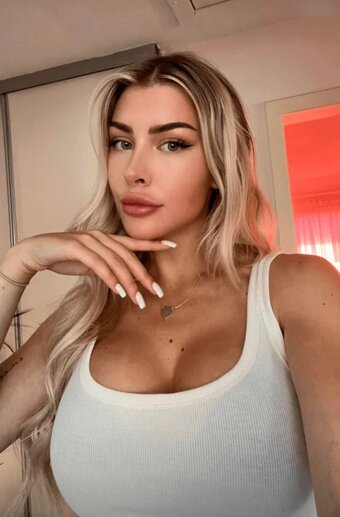 Annchenaugustine / annchen.augustine Nude Leaks Photo 2