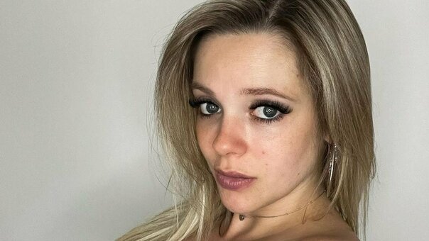 Annewünsche Nude Leaks Photo 9