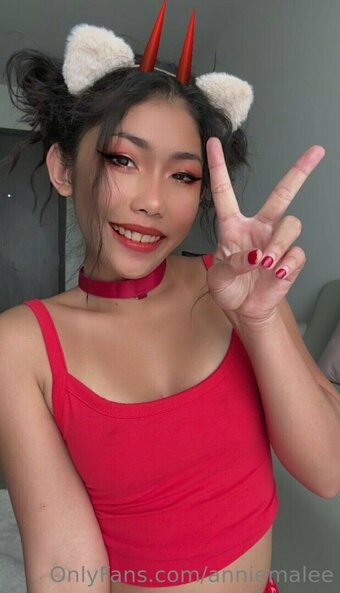 anniemalee Nude Leaks Photo 25