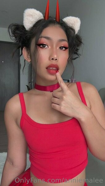 anniemalee Nude Leaks Photo 26