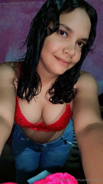 anthonelly Nude Leaks Photo 5