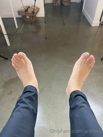 anthvny Nude Leaks Photo 2