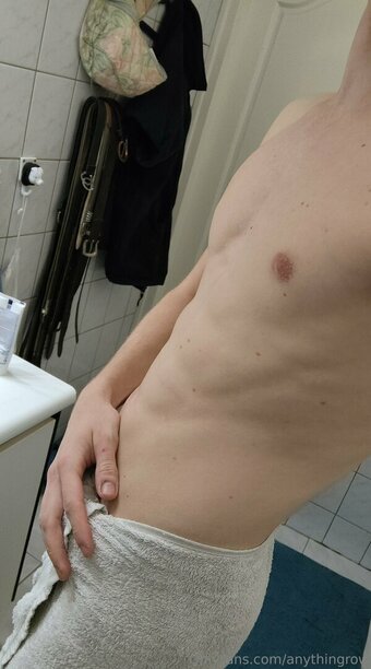 anythingrow Nude Leaks Photo 17
