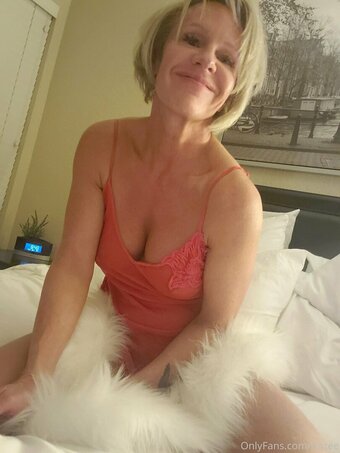 anzee Nude Leaks Photo 9