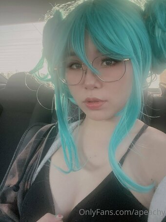 apeachy Nude Leaks Photo 4