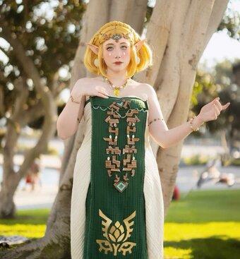 Aphoraa Nude Leaks Photo 20