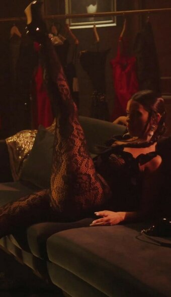 Apostoleanu / Inna Nude Leaks Photo 1