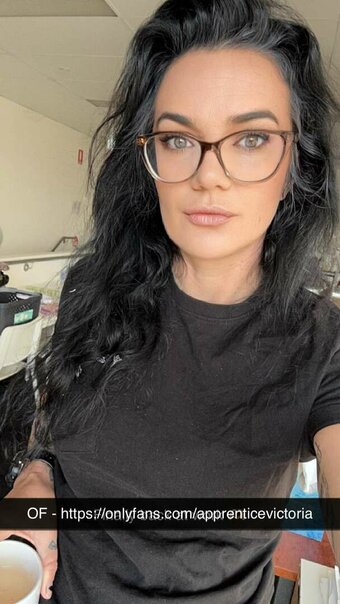 Apprentice Victoria / apprenticevictoria Nude Leaks OnlyFans Photo 1