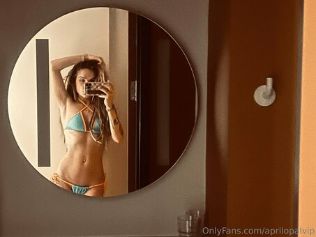 aprilopalvip Nude Leaks Photo 20
