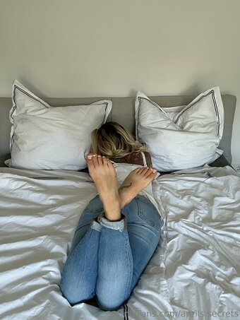 aprils.secrets Nude Leaks Photo 4