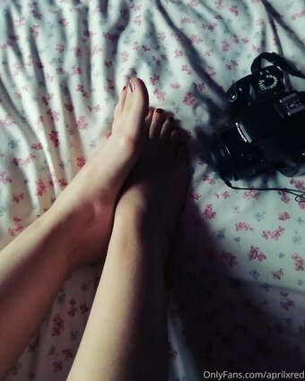 aprilxredfree Nude Leaks Photo 29