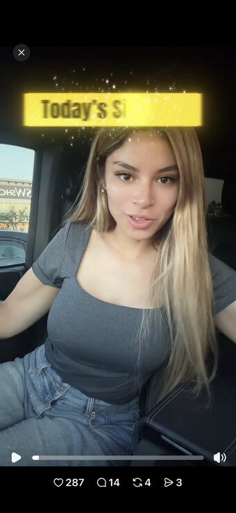 Araceli Bloom / araceli_unfiltered / chelibloom / https: Nude Leaks Photo 2