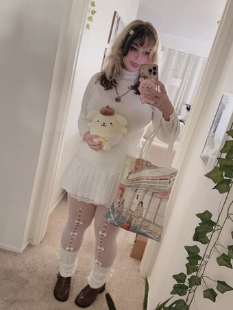 Aretteepls / Nym Nude Leaks Photo 4