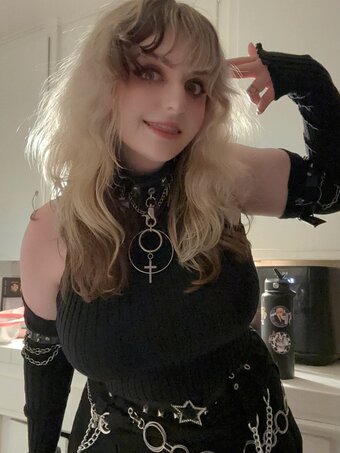 Aretteepls / Nym Nude Leaks Photo 18