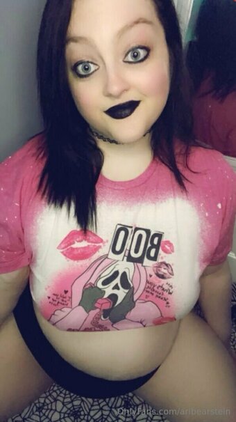 aribearstein Nude Leaks Photo 10