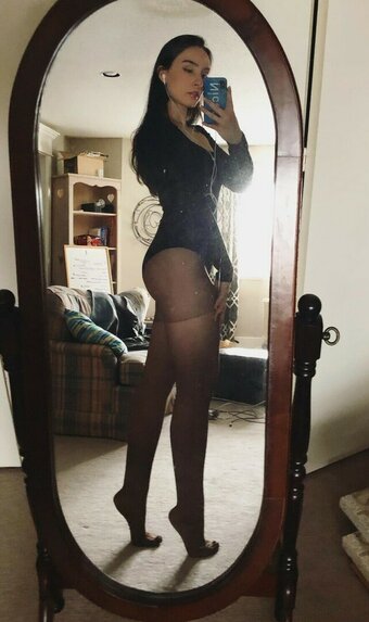 Aribeee / aribeee_ / ariebeez Nude Leaks OnlyFans Photo 2