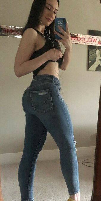 Aribeee / aribeee_ / ariebeez Nude Leaks OnlyFans Photo 13