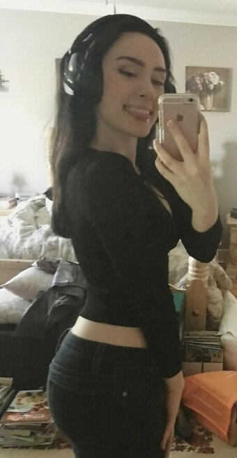 Aribeee / aribeee_ / ariebeez Nude Leaks OnlyFans Photo 19