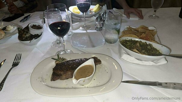 arieldemure Nude Leaks Photo 14