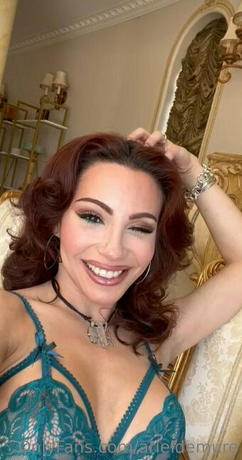 arieldemure Nude Leaks Photo 18