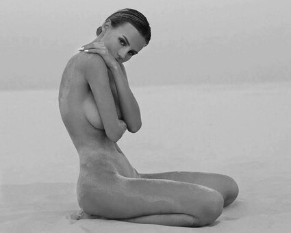 arinaluisa Nude Leaks Photo 4