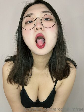 aroomikimfree aroomikimfree