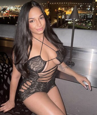 Arylooloo / aryloveschicken Nude Leaks OnlyFans Photo 10