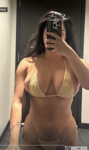 Arylooloo / aryloveschicken Nude Leaks OnlyFans Photo 13