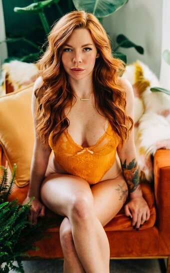 Ashleynmaynard / maynizzle33 Nude Leaks OnlyFans Photo 2