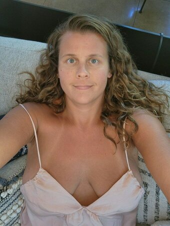 Ashleyskye / ashley Jordan / ashleyinnature / ashleyjordanofficial Nude Leaks OnlyFans Photo 10